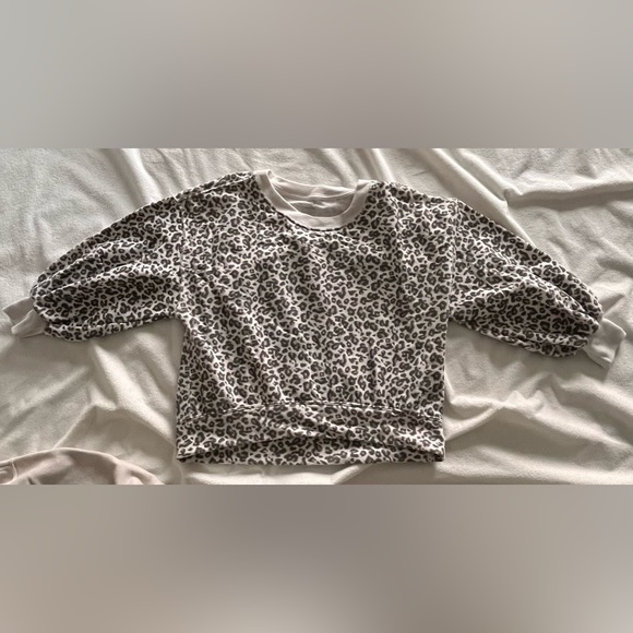 Abercrombie crewneck sweatshirt - Picture 2 of 2